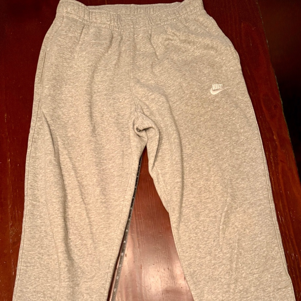 Nike Youth Sweatpants sz M